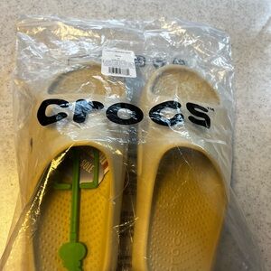 CROCS Men's Cream Slip-On Loafers